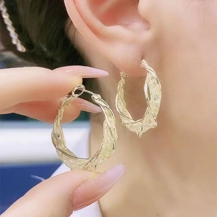 27c0f3b9bfacdf410eb7a2a65e141f