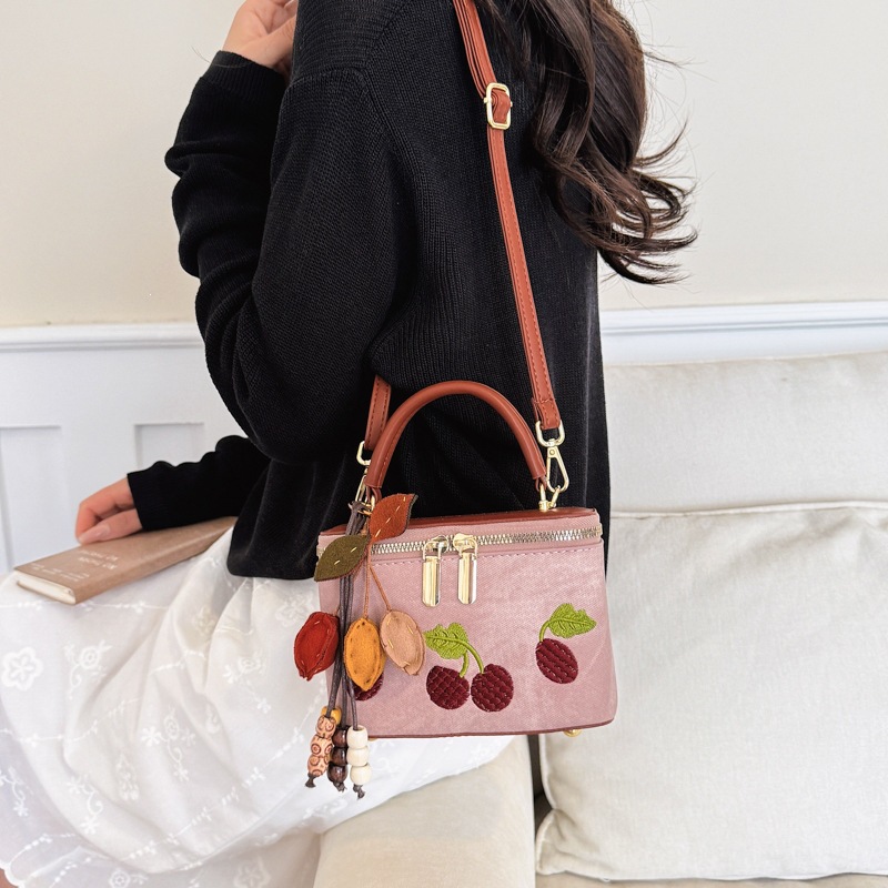 Diseño extranjero bolso de mano bolso de mujer nuevo estilo de verano popular bordado diario hombro inclinado bolso de mujer image 4