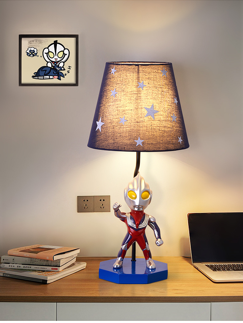 奥特曼台灯_06.jpg