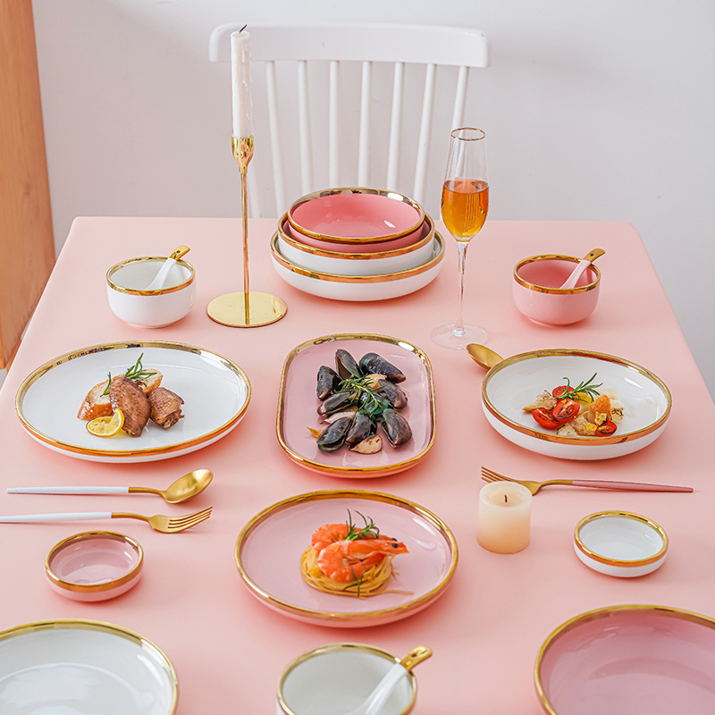 Luz de lujo Internet celebridad borde dorado vajilla traje hogar cerámica creativa simple arroz tazón plato pescado combinación personalizada