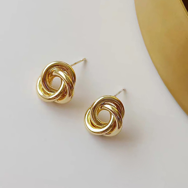 Wholesale Jewelry Classic Style Flower Alloy Gold Plated Plating Ear Studs display picture 2