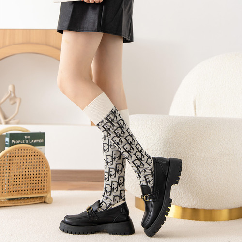 New long socks women's autumn and winter calf socks letter knee socks ins trend pure cotton double needle personalized jk long high socks