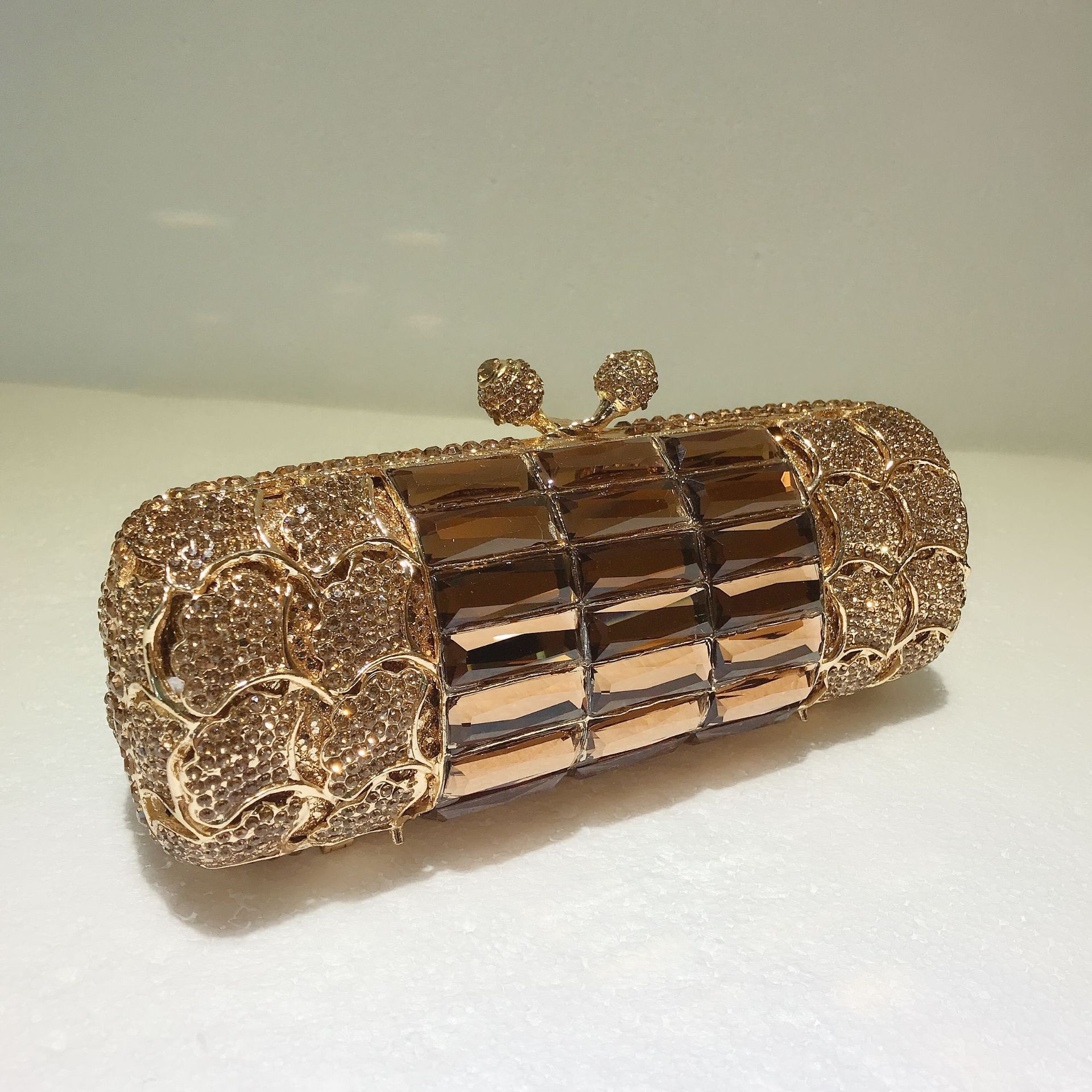 Túi clutch nữ đính đá vàng chanh dự tiệc cao cấp — vàng chi tiết 5