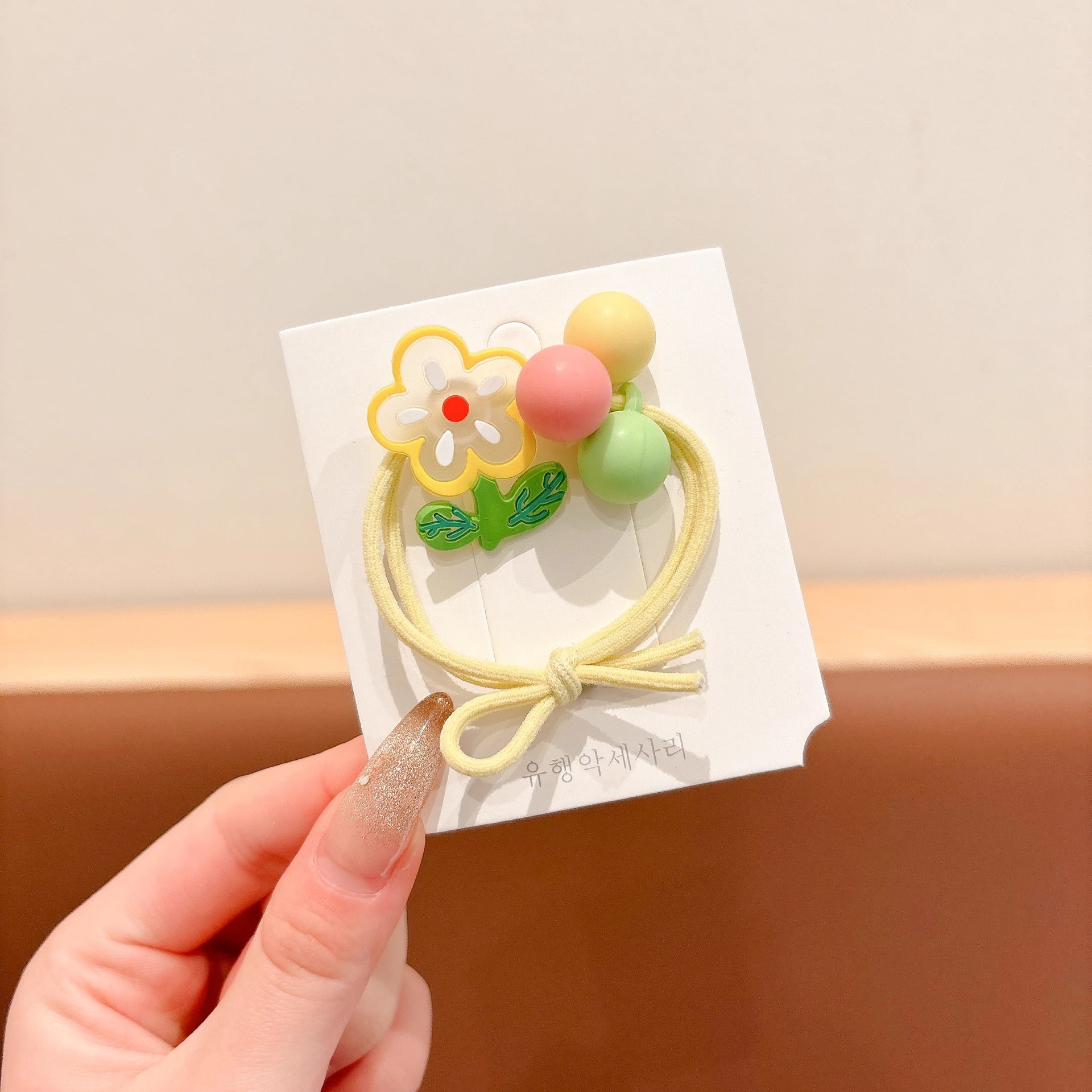 2025 nueva mariposa cuerda de cabello niñas atadas bolas correa de cabello no daña cabello alto valor de la cara cuerda de cabello joyería para el cabello de niña