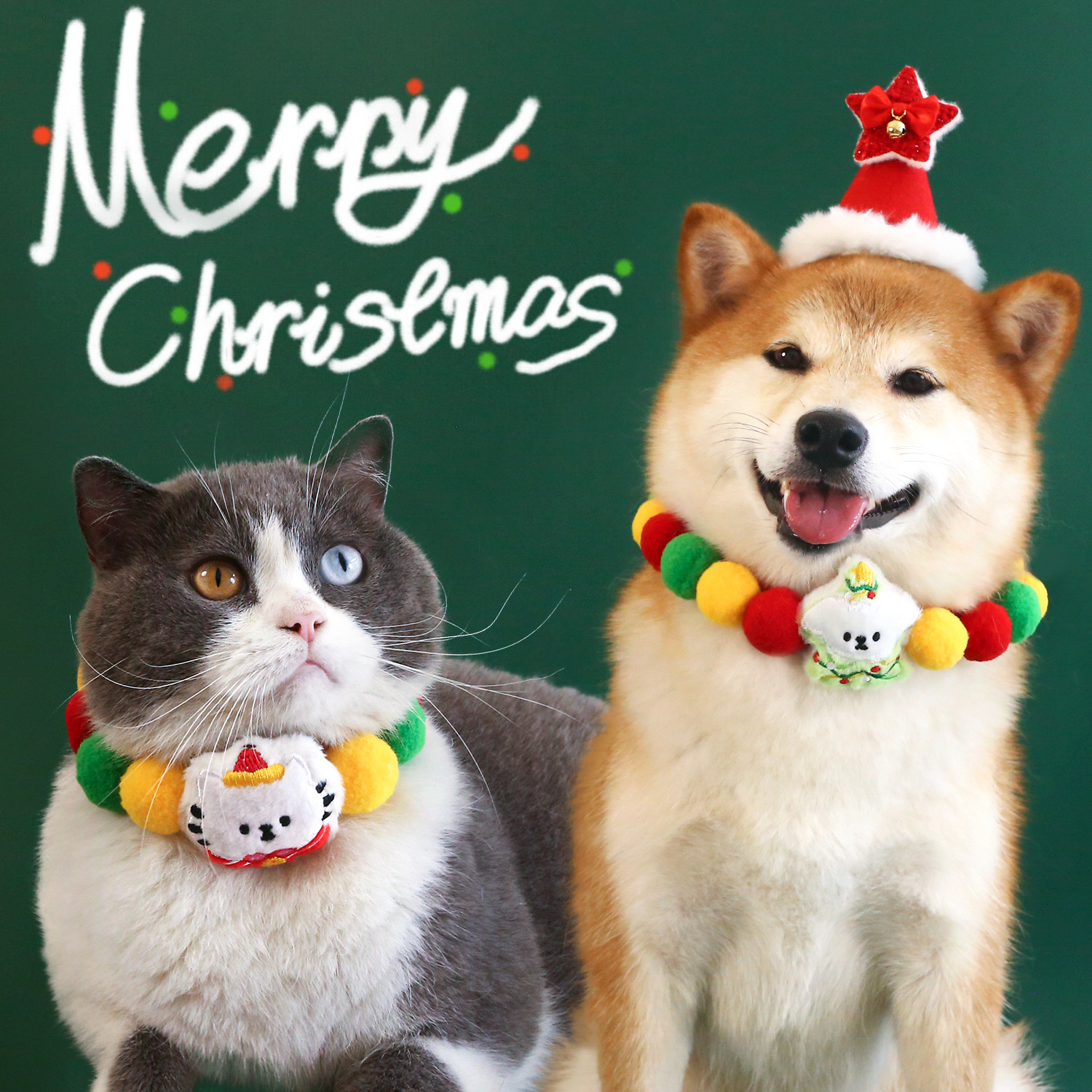 2024 mascotas árbol de Navidad bola collar gatos perros dibujos animados juguetes de peluche bordados bolas de colores guisantes lindos