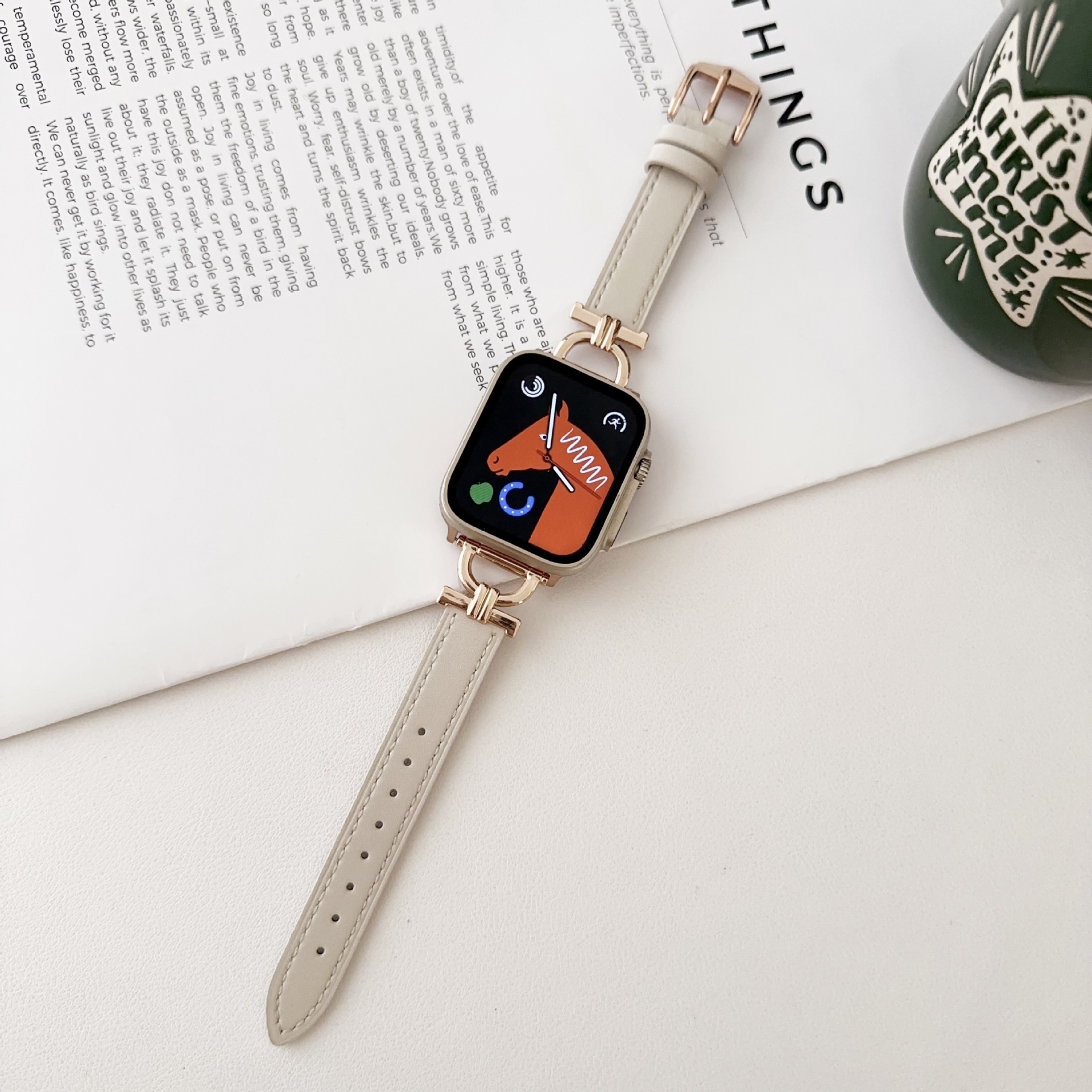 適用於蘋果手錶Apple Watch789代D字雙線鋼扣平紋皮小蠻腰腕帶
