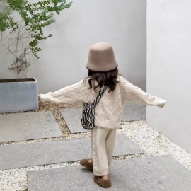 童针织衫;童毛衣;童套装