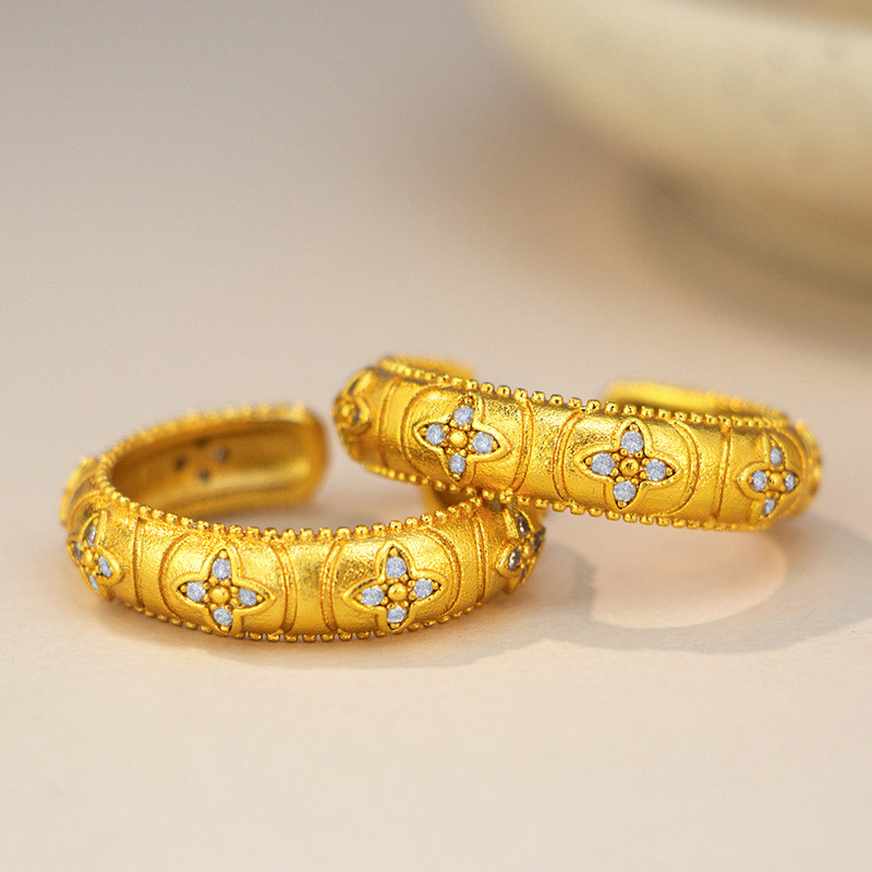 New Chinese Style Gold-Plated Four-Leaf Clover Ring Light Luxury High-End Opening Adjustment Ring Sand Gold Jewelry Engagement Ring