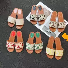 Women's V-Letter Flat Slide Slippers 2024 Spring Summer Outdoor Beach Sandals