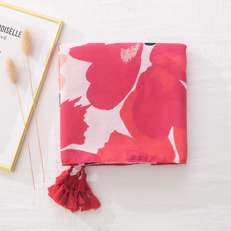 Comercio exterior transfronterizo bufanda de primavera caliente bufanda de seda de las mujeres chal largo rojo floral algodón Lino sentir borla bufanda