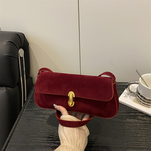 С��Ҹ�°���Ů2025�¿��ﶬ�n��Ů����Ψ���r�Іμ���i��С����