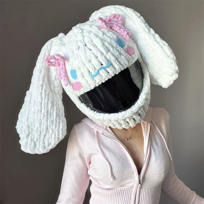 Популярный кросс-граничный ручной работы вязаный крючком персонализированный защитный чехол для мотоциклетного шлема с мультяшным принтом Sanrio, стильный и забавный чехол для шлема.