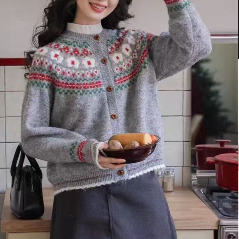 New Autumn/Winter Vintage Jacquard Knit Cardigan Sweater for Women, Loose, Soft, Casual, Lazy Style, Versatile Coat Top New Autumn/Winter Vintage Jacquard Knit Cardigan Sweater for Women, Loose, Soft, Casual, Lazy Style, Versatile Coat Top