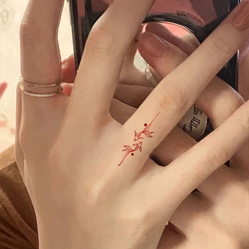 [Best Selling in Store] Double Lucky Fish Tattoo Sticker Ins High-Looking Hot Girl Sweet and Cool Finger Style Beautiful Koi
