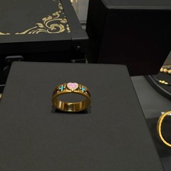 レトロなピンクのラブリング、ニッチなデザイン、レトロなライトラグジュアリー、ハイエンドリング、金メッキの中国風のカップルリング