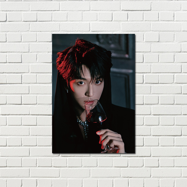 Poster of Huang Zifan, High-Definition Copperplate Paper, 1 Set of 8, Celebrity Peripheral Signature Photo, Dormitory Wall Sticker Decorative Painting