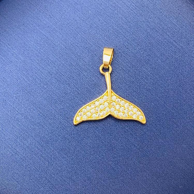 Tiktok Venta caliente colgante al por mayor auto-seleccionado 100 cobre colgante único con fuente de cadena de fábrica al por mayor sin cadena