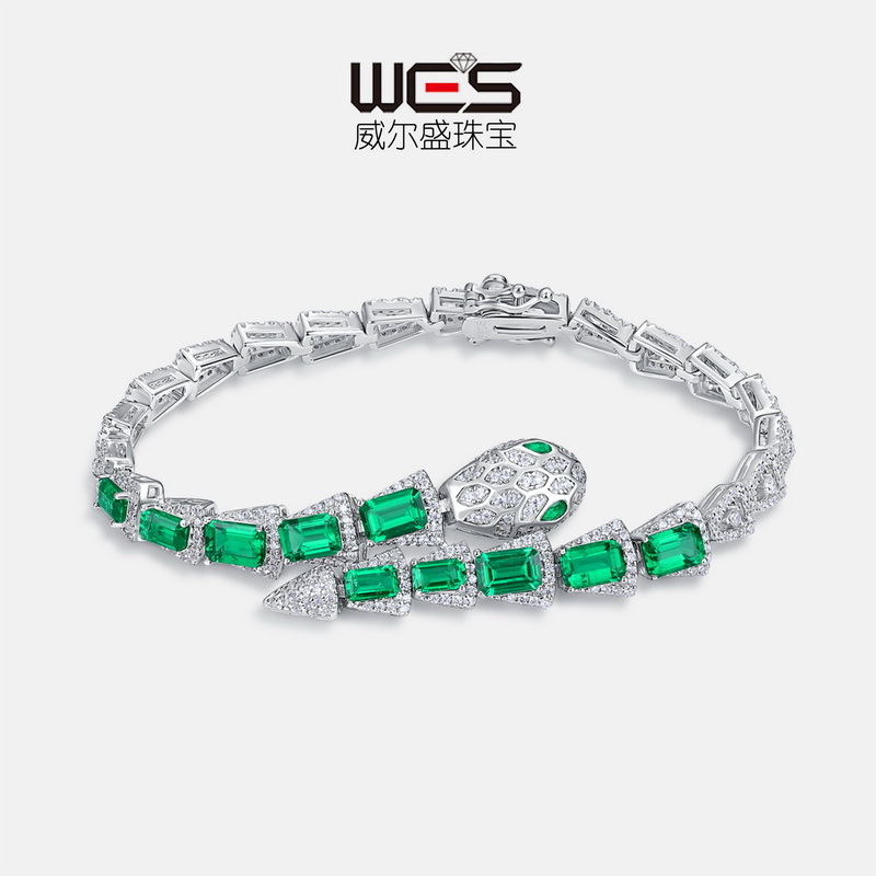 Nueva pulsera de hueso de serpiente de moda de lujo ligero transfronterizo europeo y americano S925 con incrustaciones de plata para cultivar joyas de esmeralda
