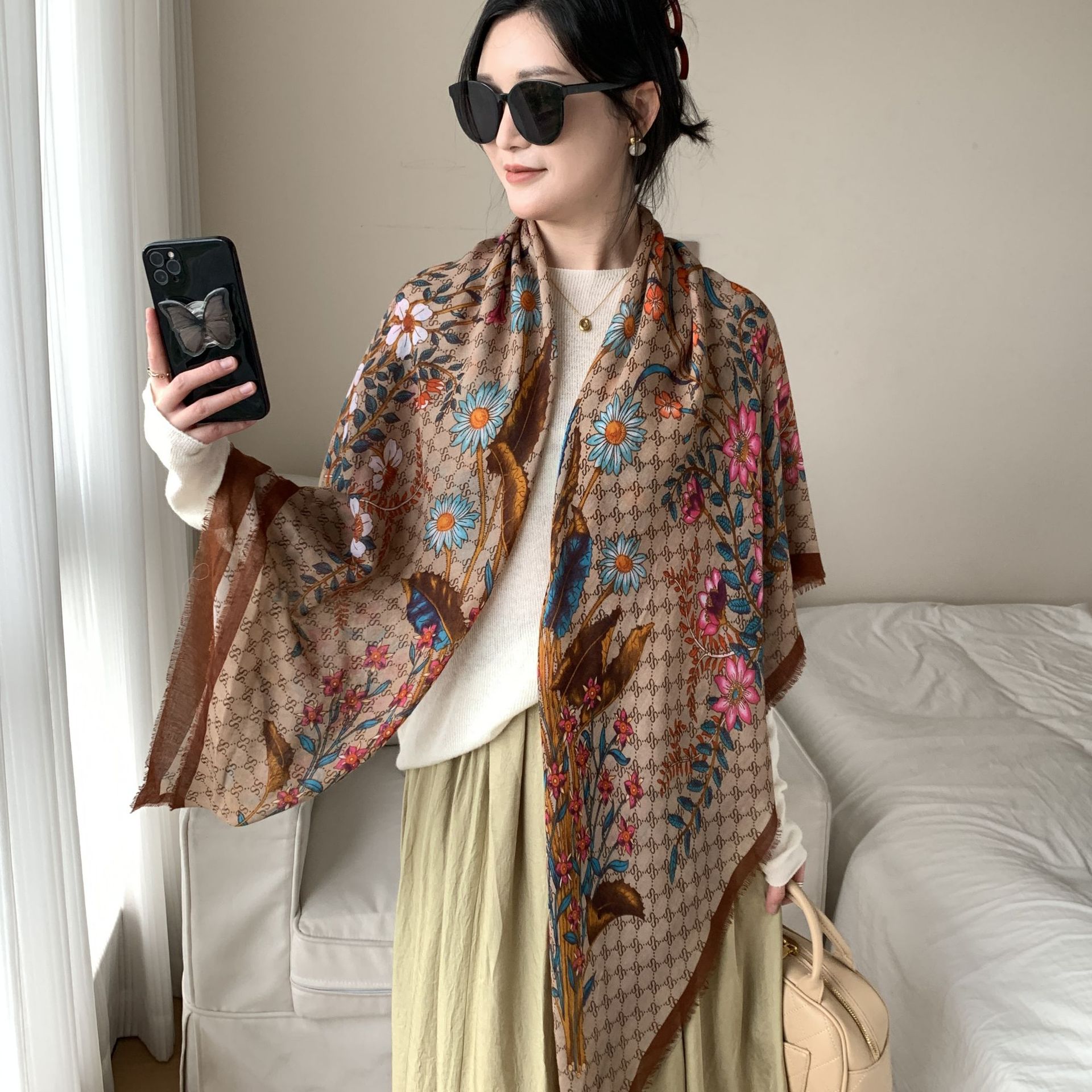 Otoño delgado temperamento de moda floral hoja floral algodón sensación toallas cuadradas coreanas con un chal para mujeres