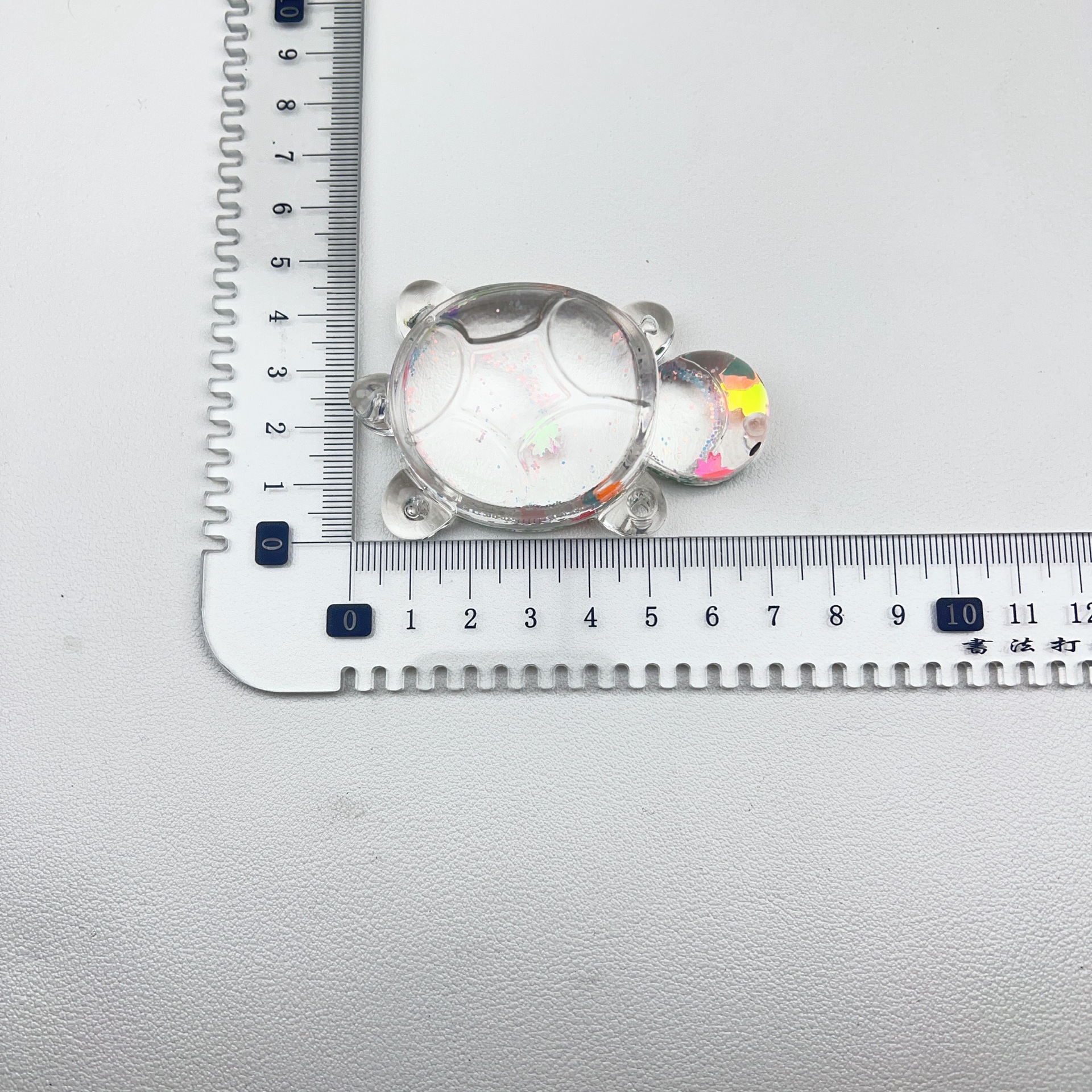 Chatter en vivo explosión de joyería DIY arena flotante en aceite explosión tortuga llavero bolso de teléfono móvil colgante decoración de escritorio