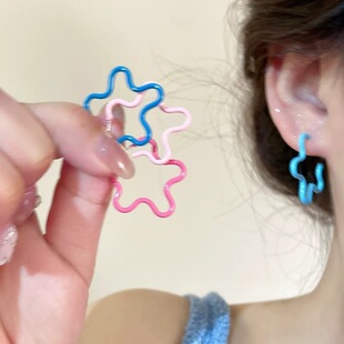 �{ɫ�u׃С�����Զ��hŮ������������Ů�Ķ�ᔶ�Ͱ�С�����¶��