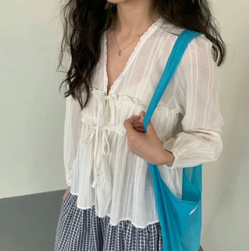 French-Style Fashionable Gentle Lace Long-Sleeve Shirt for Women 2026 New Model, Elegant Loose-Fitting Tie-Up Versatile Chic Top