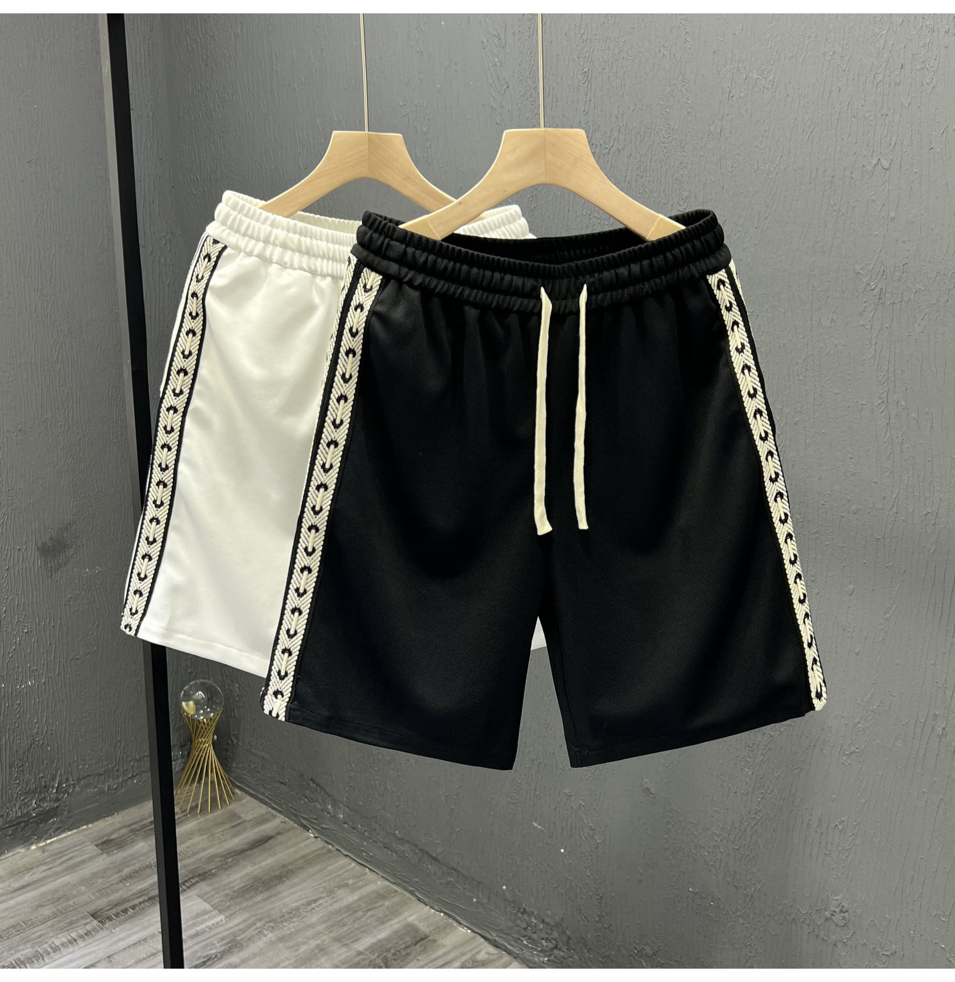 Pantaloncini sportivi estivi alla moda di Instagram, pantaloni Pent impiombati a linea aperta, pantaloncini larghi casual da uomo_voghion.com