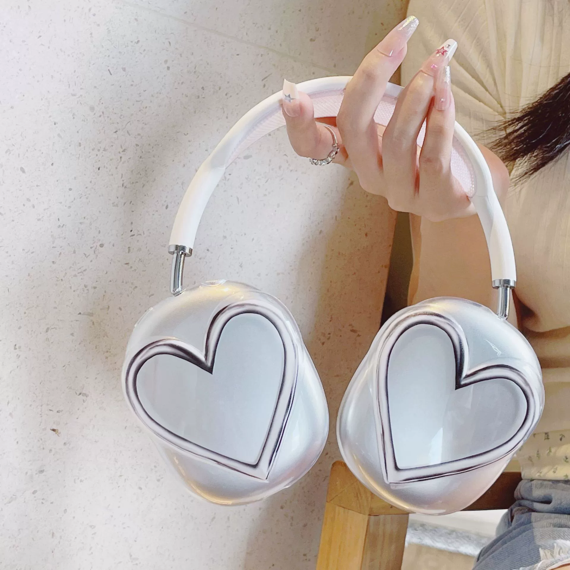 Han Feng silver Love Suitable for airpods Max Protective Case Apple Headset Ear Cap Ear Mover Earphone Case