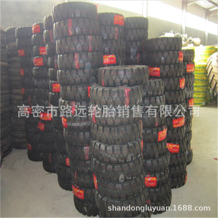 7.00-12 8.25-15 900-12 28*9-15 6 .50-10叉车轮胎