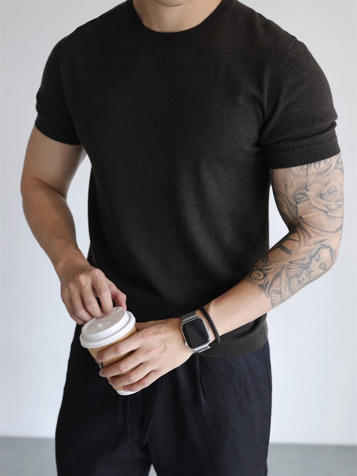 アメリカンスモールネックラインニットアイスシルクTシャツメンズクールスリムフィットワークウェア半袖スウェットシャツビジネス通勤ボトリングシャツ