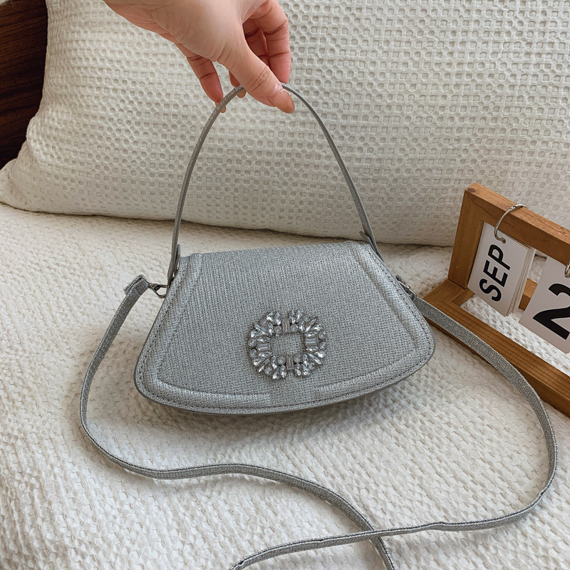 女士简约气质单肩斜挎包2025春季新款百搭ins今年流行高颜值女包