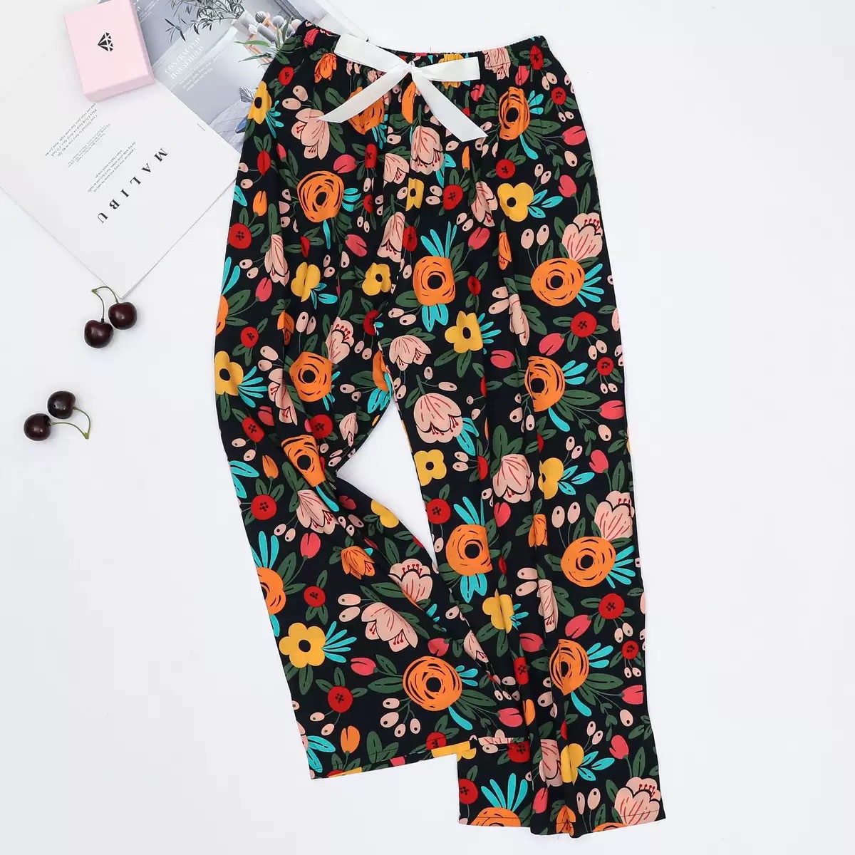 Colorful line flowers