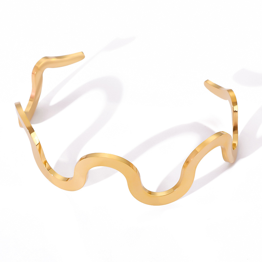 Pulsera de patrón de onda irregular de acero inoxidable estilo INS europeo y americano 18K oro todo fósforo diseño simple sentido joyería mujer