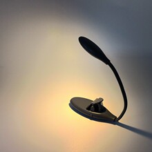 跨境USB阅读灯LED看书冷暖变光充电夹子亚马逊夜读书软管夹灯