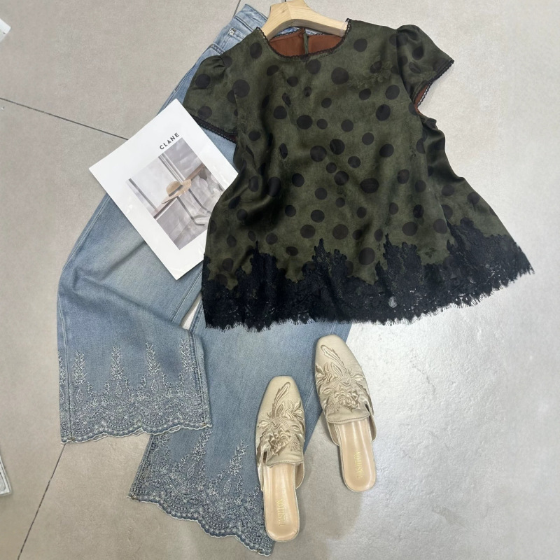 Vintage Polka Dot Print Silk Xiangyunsha Short Top in Two Colors 2026 Summer Urban Casual Short Sleeve Shirt Vintage Polka Dot Print Silk Xiangyunsha Short Top in Two Colors 2026 Summer Urban Casual Short Sleeve Shirt