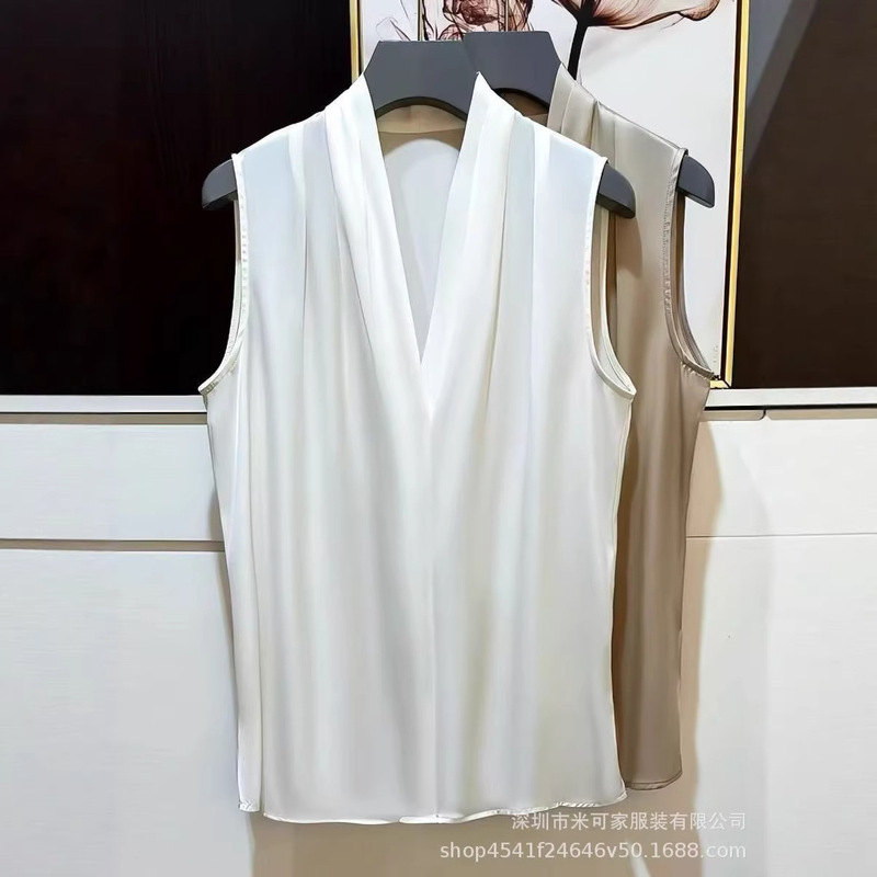 High-End Silk Shirt for Women, Minimalist Summer V-Neck Sleeveless Shirt with Unique Design, French-Style Mulberry Silk Top High-End Silk Shirt for Women, Minimalist Summer V-Neck Sleeveless Shirt with Unique Design, French-Style Mulberry Silk Top