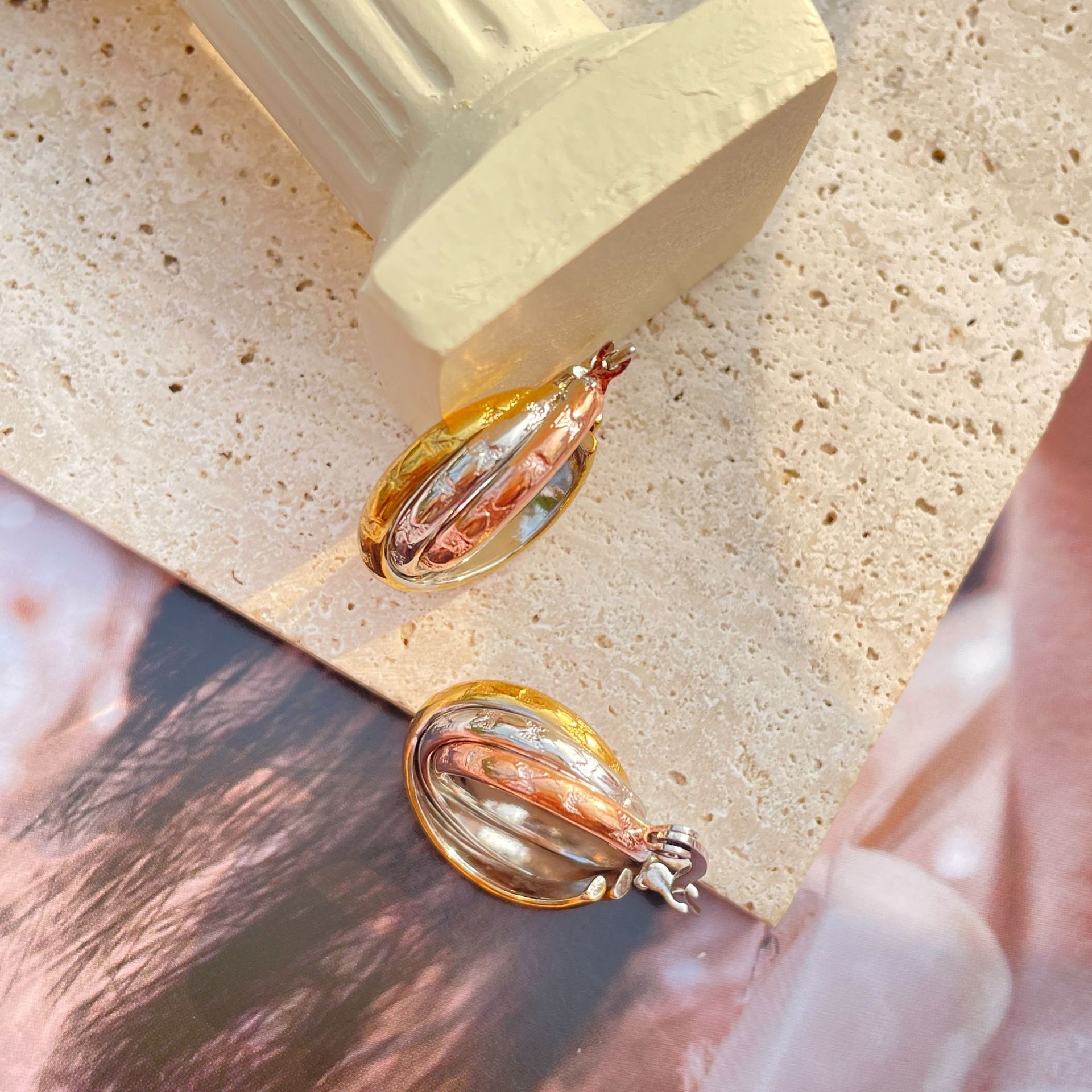 Fashion C Shape Stainless Steel Plating Earrings 1 Pair