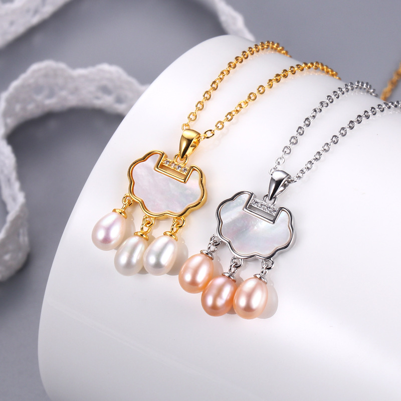 Longevity, Peace and Safety Lock Freshwater Pearl Necklace Accessible Luxury Niche Pendant Women's New Clavicle Chain Valentine's Day Gift