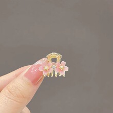��ɫ�ɐۙѻ�Сץ�A�����l�AŮǰ�~�l������С̖�A��Ů���^픰l�