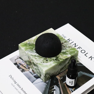 Modern New Chinoiserie Green Natural Marble Ball Aromatherapy Diffuser Hotel Sample Study Bookcase Desktop Creative