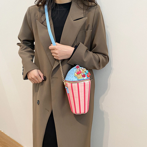 小众设计外贸斜挎小包包女新款网红牙签筒手机包可爱盒子口红包