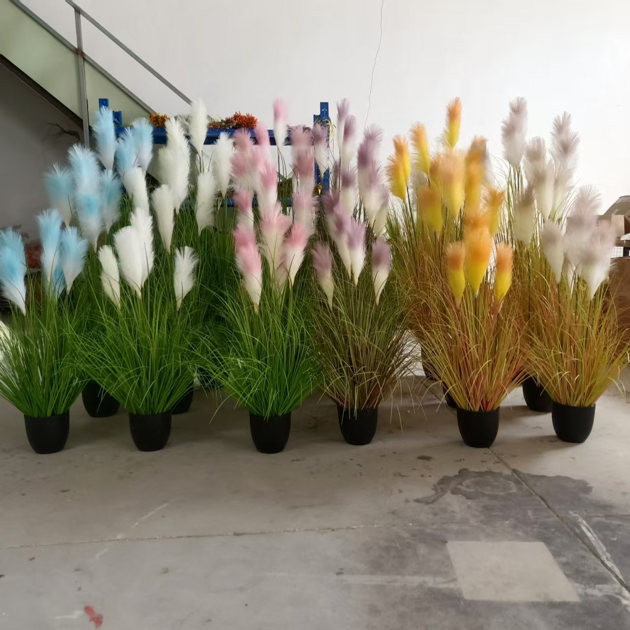 Plantas de caña artificiales verdes falsas plantas de césped decoración doméstica césped accesorios de fotografía decoración de suelo bonsai flores interior