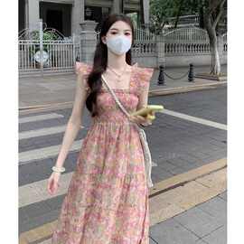 法式方领小飞袖碎花吊带连衣裙女夏季收腰显瘦甜美减龄海边沙滩裙