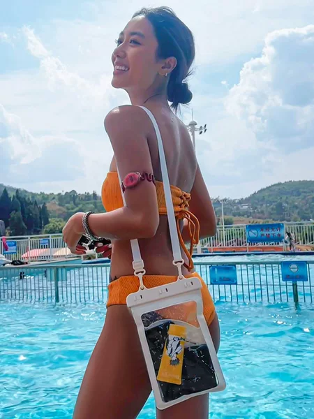 Large Capacity Waterproof Bag Water Park Drifting Waterproof Satchel Swimming Diving Multifunctional Mobile Phone Waterproof Bag Customization