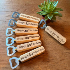 跨境专供木质生日开瓶器 个性化刻字 Happy Birthday 啤酒开瓶器