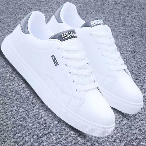 New white shoes for men, trendy and versatile, suitable for middle school students, Korean style, low-top flat sole casual shoes for men
