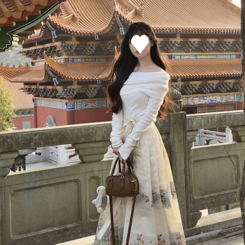H2V 新中国風明朝風日常国民風【水木秦淮】明朝風春夏模造花刺繍馬|undefined