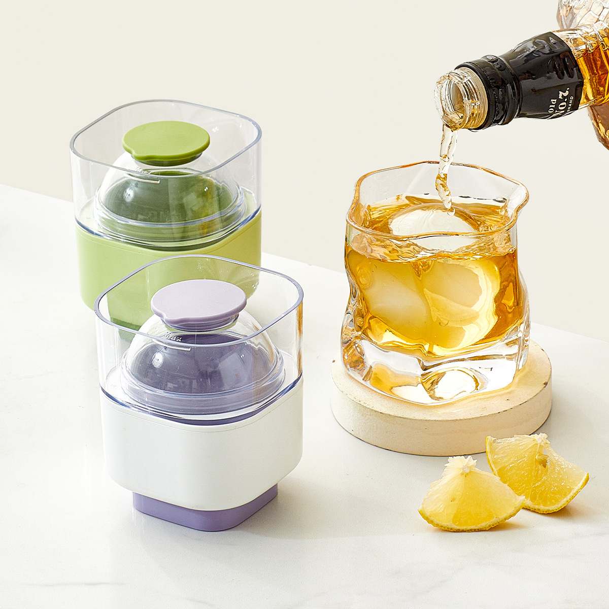 Food Grade Large Ice Hockey Mold Ice Artifact Whiskey Household Frozen Ice Block Spherical Large Silicone Round Ice Pot