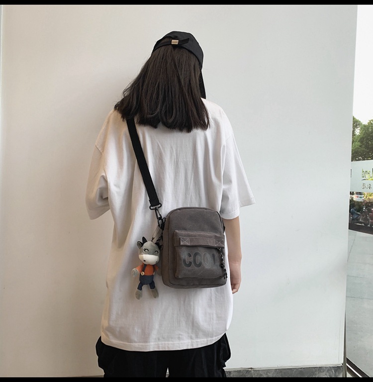 Bag Men's Messenger Bag Fashion Brand 2021 New Ins Japanese Style Workwear Small Backpack Female Student Personality Shoulder Bag display picture 6