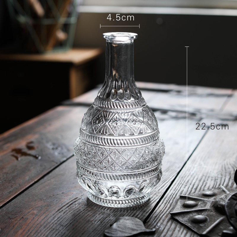 Diamond vase E